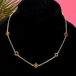 TORY BURCH CHARMING 18K GOLD TONE LOGO NECKLACE